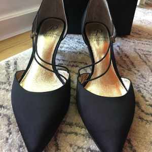 girls sneakers size 5